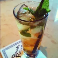 Snapdishの料理写真:Green mint iced tea|Laurentさん