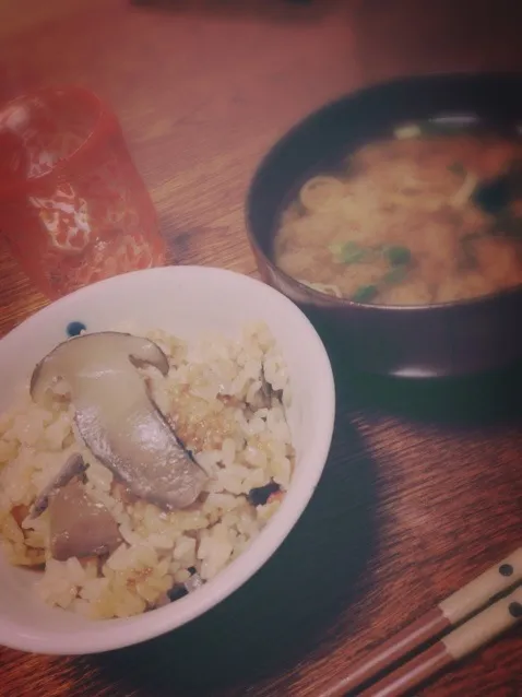 炊き込みご飯、みそ汁|えいみさん