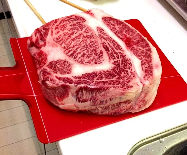 Snapdishの料理写真:肉‼ 伊万里牛リブロース|makotoさん