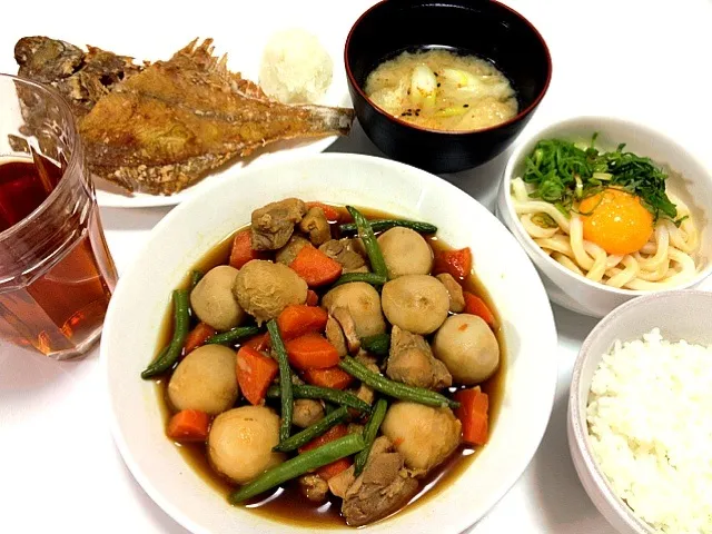 里芋の煮付け/カレイの唐揚げ/讃岐うどん/お味噌汁|ちなってぃーさん