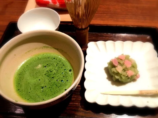 Original matcha with little piece of dessert|PhUnGさん