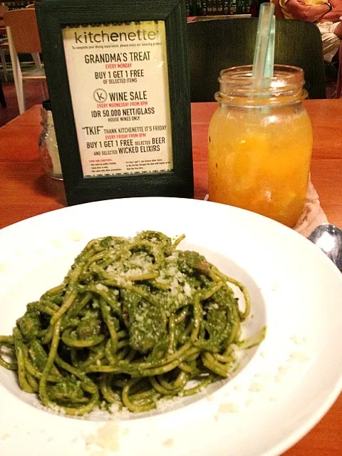 Creamy pesto sphagetty with chicken.|Iriani Irenne Thamrinさん