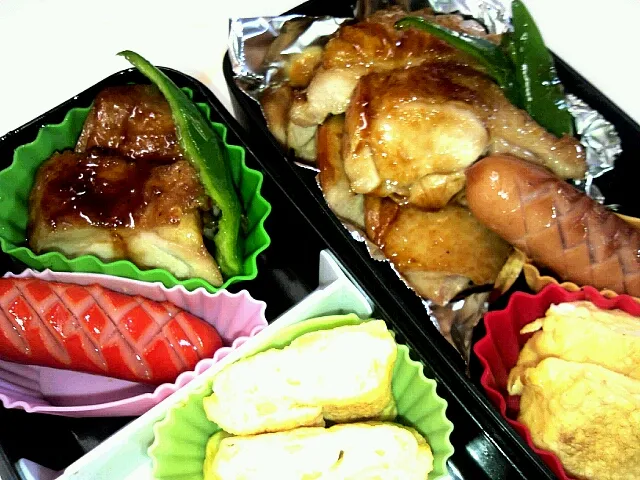 Snapdishの料理写真:照り焼きチキン弁当♪|ふかさくさん