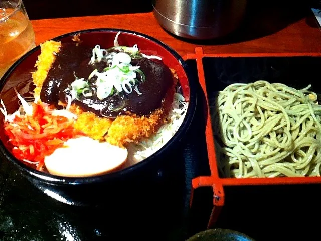 ミニ味噌カツ丼とへぎそば|yoooochanさん