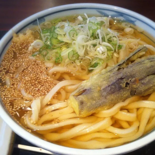 120925 釜こしうどん 神保町酒場
かけうどん大380円+なす天90円|ogu_oguさん