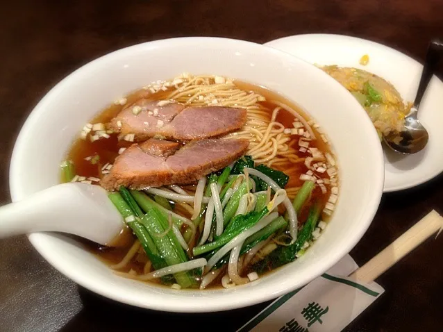 チャーシュー麺と半炒飯|しろくまさん