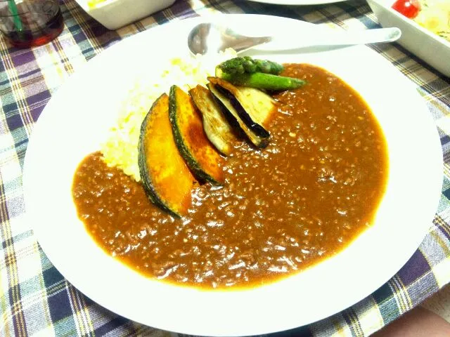 夏野菜の素揚げカレー|rikotsunashimaさん