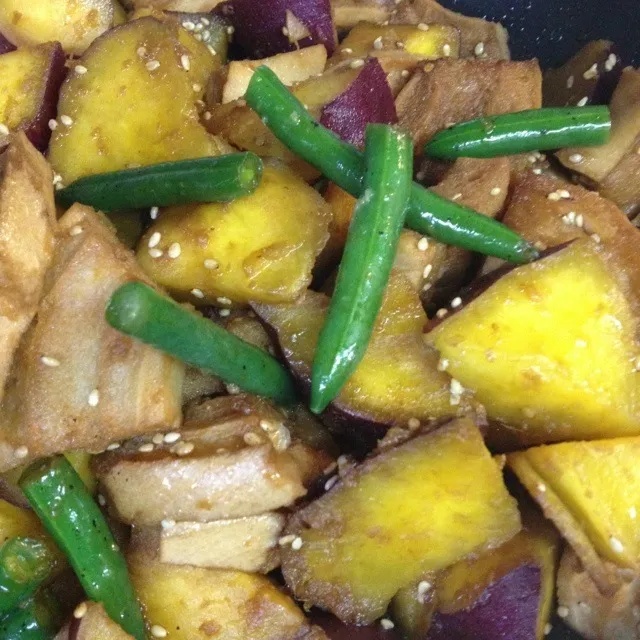 さつまいもと車麩のバルサミコ炒め♪|渋谷聖子さん