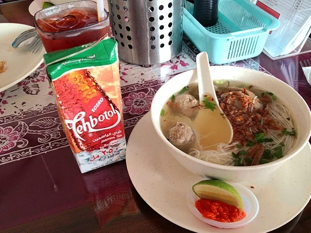 Snapdishの料理写真:Bakso Sapi Kuah @ Lumbung Padi|884さん