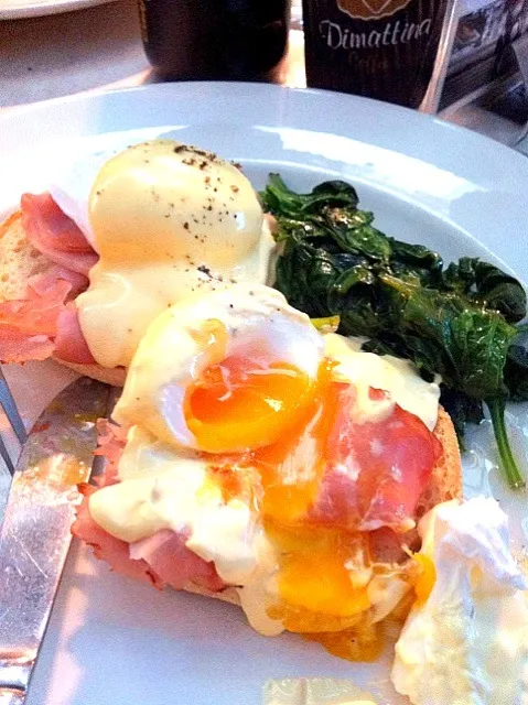 Eggs Benedict|lucaslunさん