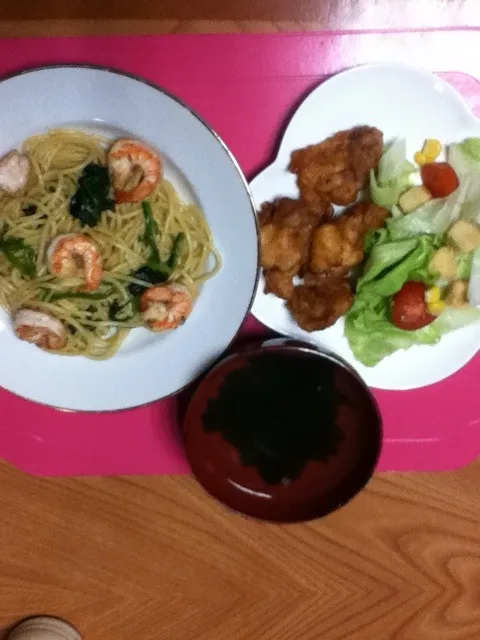 Pepperoni spaghetti.,fried chic.,and veg.salad...|jean yamahataさん