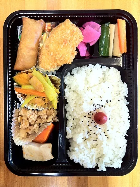 日替わり幕の内弁当|たんぽぽ娘さんさん