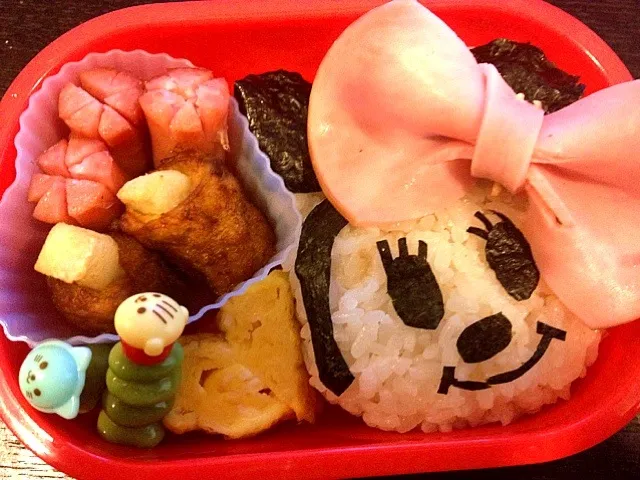 ミニーちゃんお弁当|kmcさん