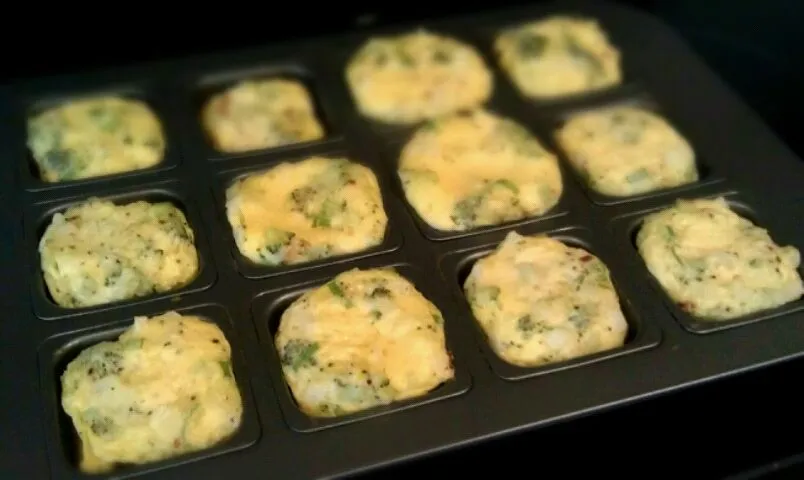 Snapdishの料理写真:egg muffins|Brenda Brailsfordさん