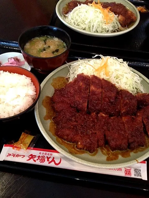 わらじとんかつ定食|midoriさん