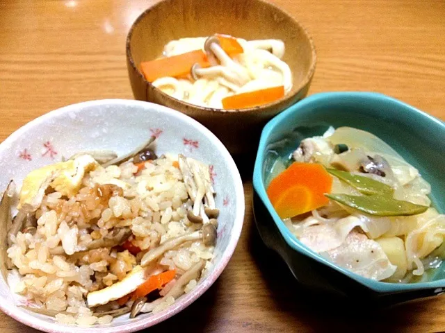 炊き込みご飯と肉じゃが、残り物煮込みうどん|まりこさん