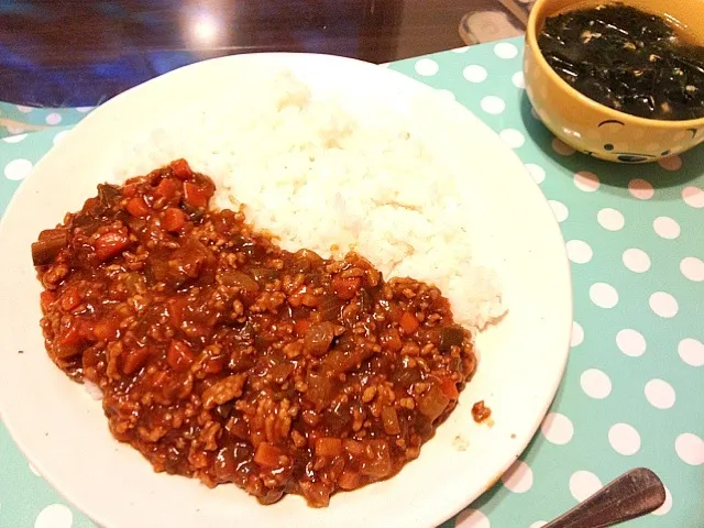 キーマカレー、ワカメスープ|なおさん