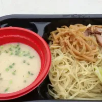 Snapdishの料理写真:牛骨らぁ麺 ﾏﾀﾄﾞｰﾙ|篠崎 恵さん