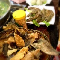 Snapdishの料理写真:美味すぎる！魚の皮揚げ＊|かなみさん