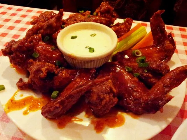 Buffalo wings at level 1 spiciness|genさん