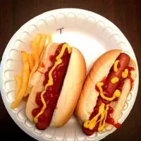 Snapdishの料理写真:Hotdogs|lindaさん