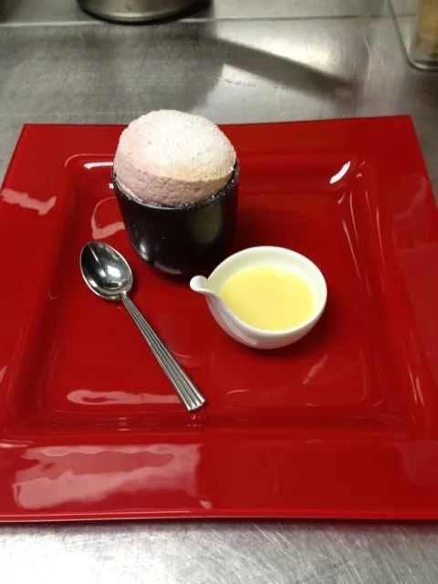 Raspberry souffle|Pusit Vikornwitさん