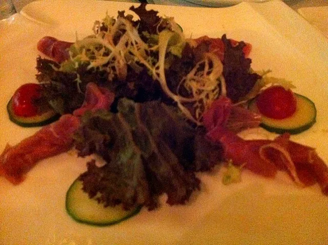 Snapdishの料理写真:Spanish Serrano ham & cucumber salad with garlic & olive oil|skyblueさん