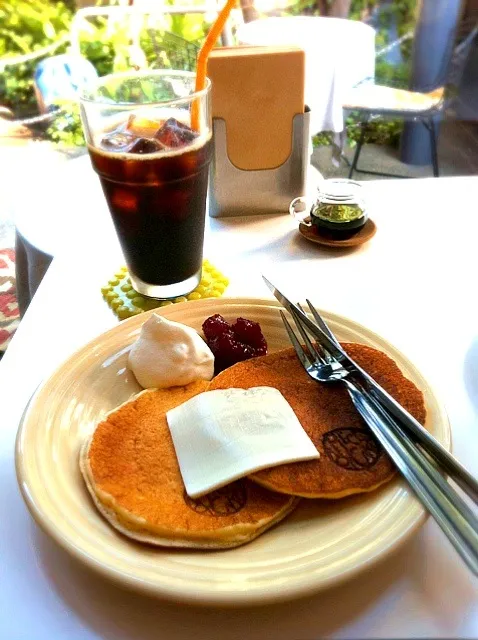 岡本太郎記念館のパンケーキ♡|おかえりさん