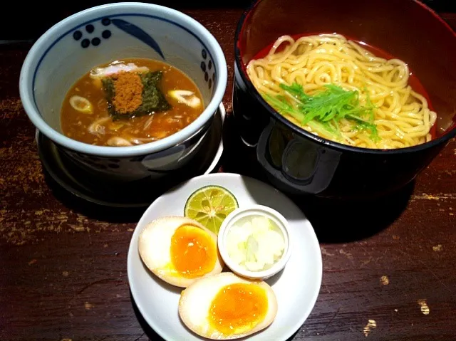 つけ麺って普段食べへんけど、旨いもんやな。|たけうちさん