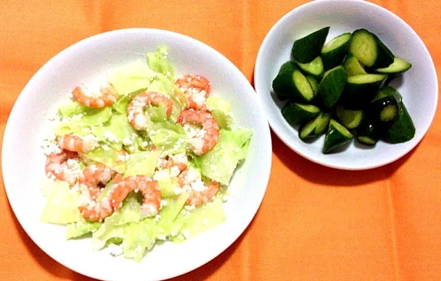 海老とキャベツのカッテージチーズ和えときゅうりの麺つゆ漬け|marieさん