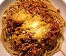 🍝Bolognese on Whole Wheat Pasta🍝|KyaNNさん