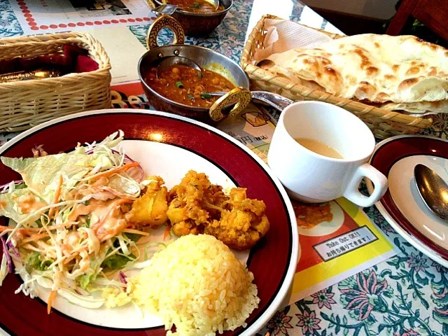 Snapdishの料理写真:野菜カレーのランチセット|なっちゃんさん