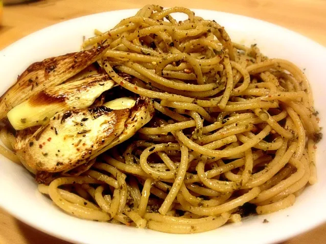 Snapdishの料理写真:Basil pasta with thyme leaves roast water bamboo|Larry Chuさん