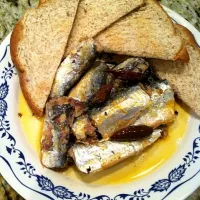 Spiced Sardines in Olive Oil|Yui Nzeutonさん