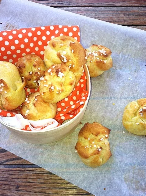 chouquettes French dessert|Celine Cossou-Bordesさん