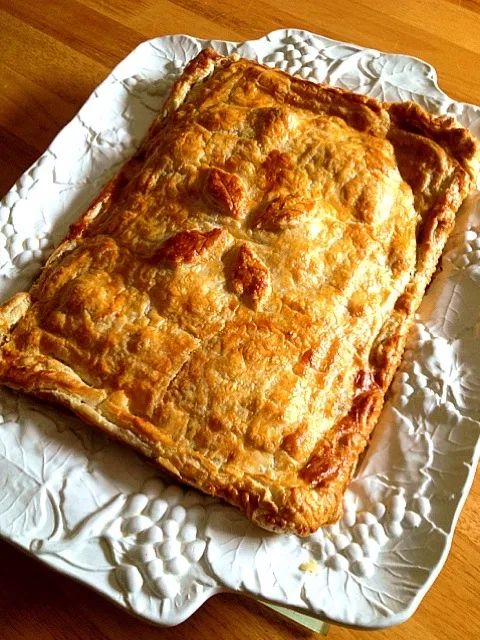 Snapdishの料理写真:Bacon, mushroom and cheese pie|Steve Pountneyさん