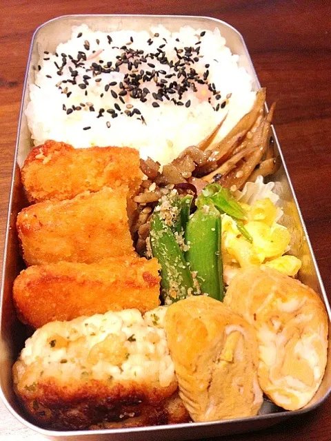 Snapdishの料理写真:10月2日 旦那ちゃんお弁当|まもくるさん