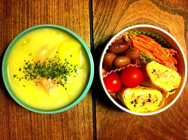 10/2娘弁当  クリームシチュー  チーズとそぼろ入り卵焼き  金時豆の甘煮  人参の胡麻味噌きんぴら  ミニトマト  ＊大寝坊。昨晩仕込んでおいて良かった…＊|yukiyamasakiさん