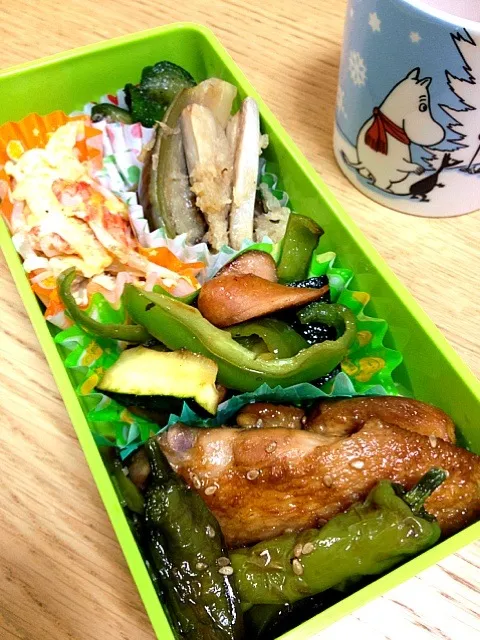 Snapdishの料理写真:鶏手羽の甘辛弁当|池上明香さん