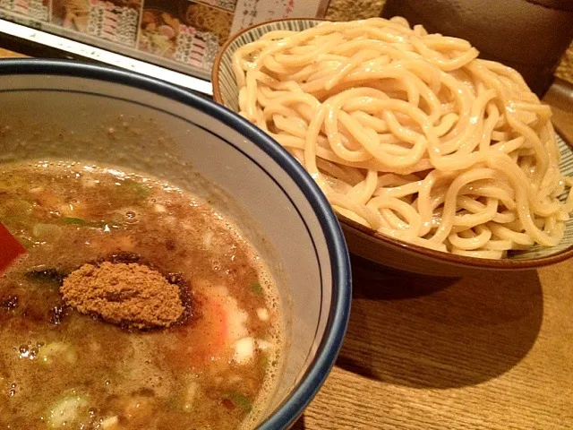 辛つけ麺中盛り|ひろろーんさん