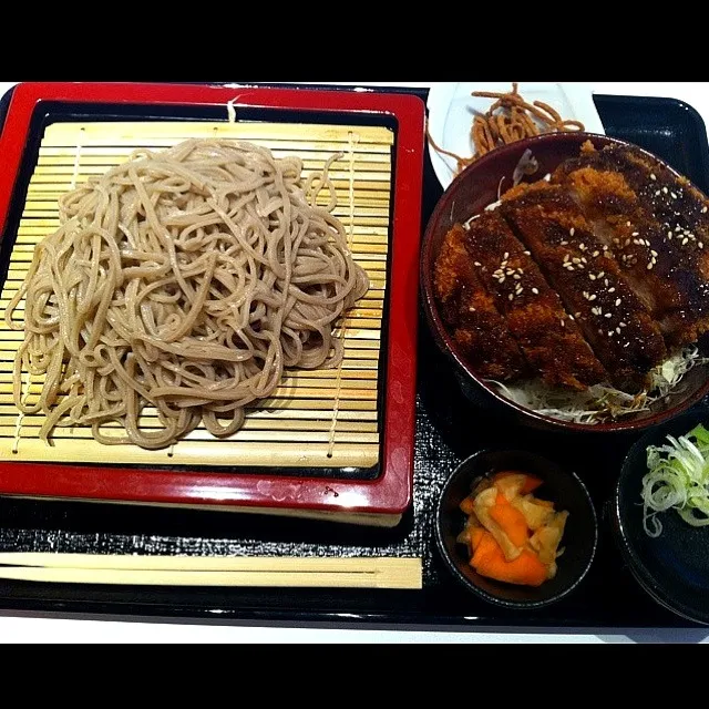 十割そば ハーフソースカツ丼|こじゅわいさん