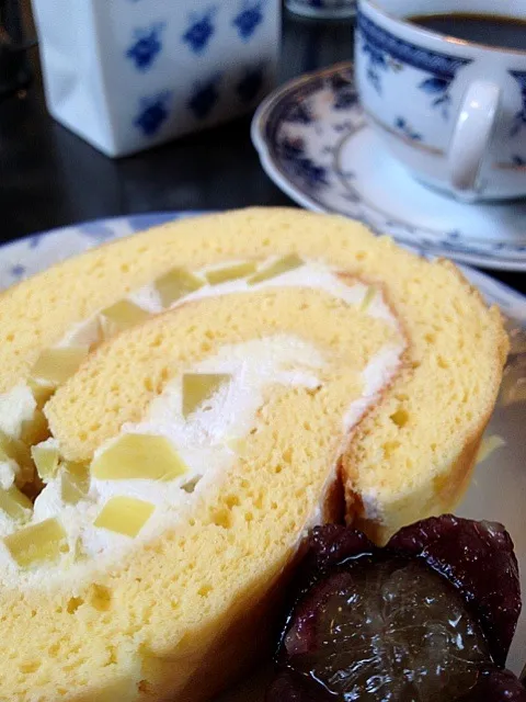 さつまいも米粉ロールケーキ|ダンディ☆和田さん