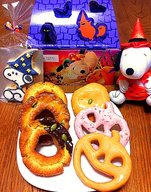 ミスドのハロウィン とスヌーピーアイシングクッキー Natsu Snapdish スナップディッシュ Id 8mnvna