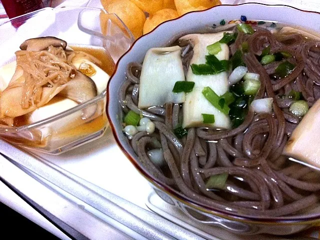 きのこそばときのこあんかけ豆腐|ゆてぃさん