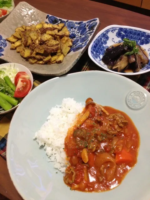 Snapdishの料理写真:トマト缶でハヤシライス|のんさん