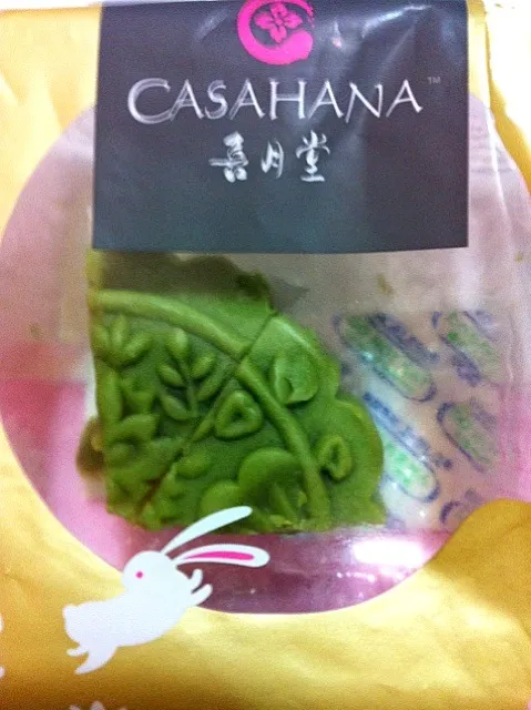 Snapdishの料理写真:Green Tea Mooncake|Natalie Nano Melloさん