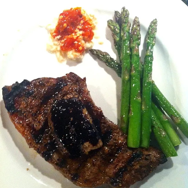 Steak with Balsamic Glazed Foie Gras|trina phamさん