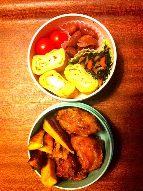 10 3娘弁当唐揚げ 市販 さつまいもの素揚げ塩麹卵焼きひじき金時豆の甘煮ミニトマト 昨日 甘くないとダメだしされた金時豆に今朝砂糖追加 これでどうだ Yukiyamasaki Snapdish スナップディッシュ Id Gaq5la