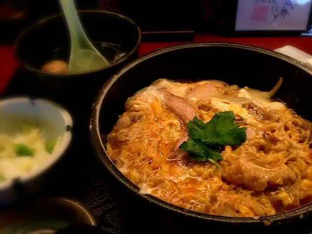 炙り伊達鶏と奥久慈卵の親子丼|hirotomoさん