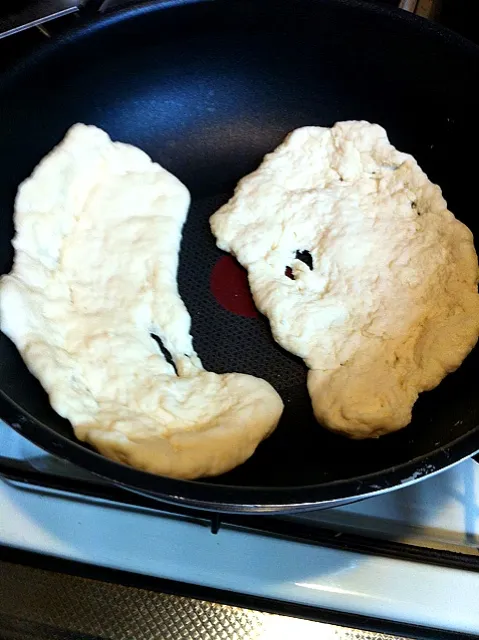 中華フライパンでナン作り|まーままさん